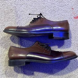 Salvatore Ferragamo dress shoes 2 tone brown round toe modern style